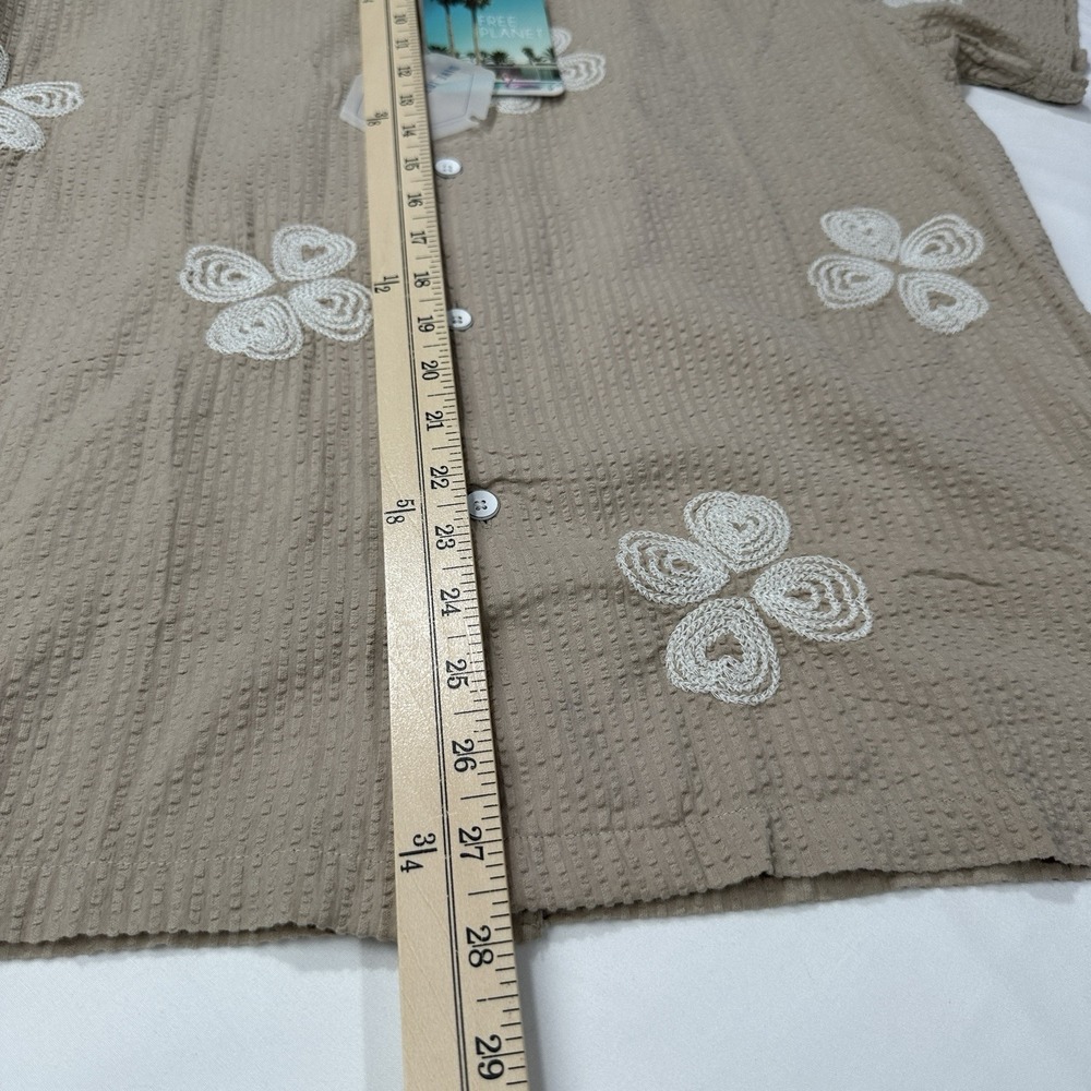 Free Planet Shirt Men's Medium Color Is Oxford Tan Seersucker NEW W/Tags - Picture 11 of 12